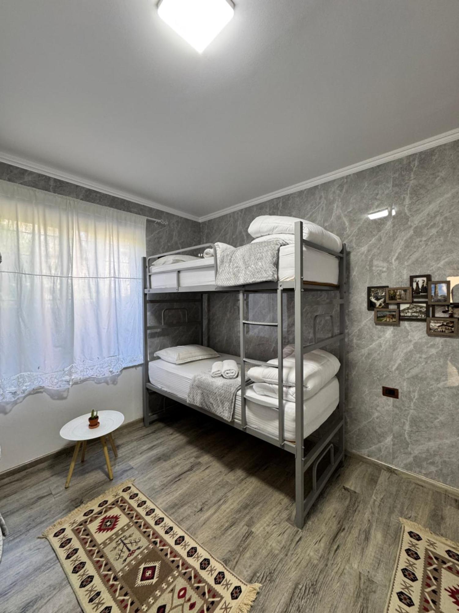 Auberge de jeunesse Leon *